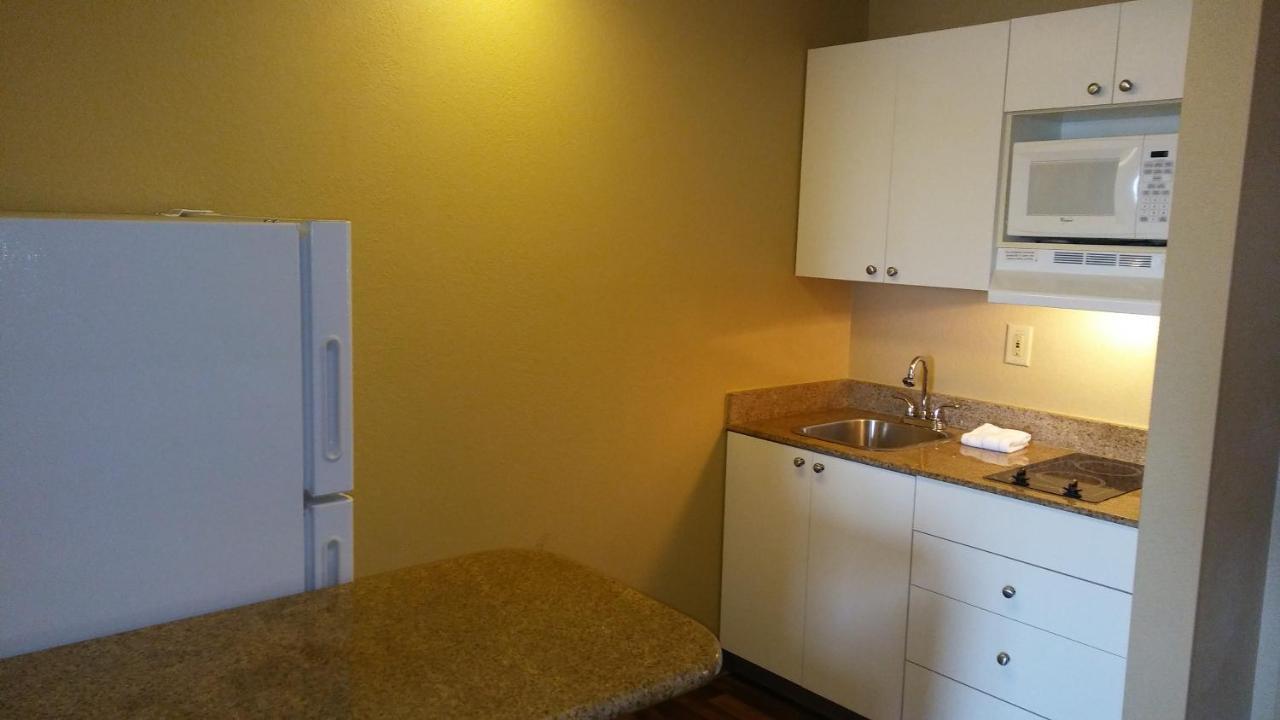 Extended Stay America Select Suites - Orlando - Maitland - Summit Tower Blvd Altamonte Springs Buitenkant foto